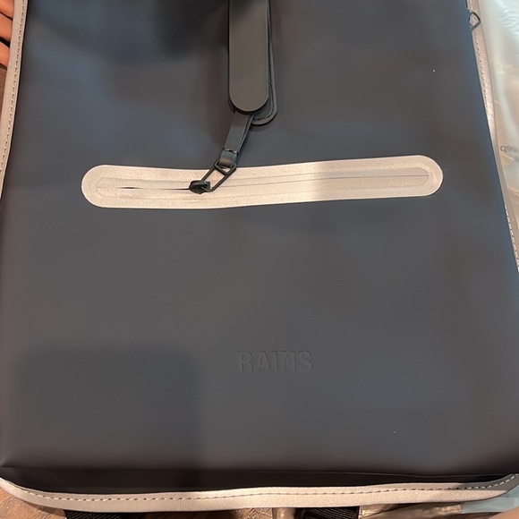 NWT rains rolltop rucksack reflective bookbag - Picture 2 of 4